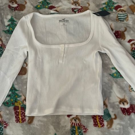 Hollister Long Sleeve White Eagle Henley Size Xs. New With Tags. White Eagle, Red Ferrari, Hollister Long Sleeve, Shirt Coquette, Fairytale Art, Kitchen Cabinet Design, Hollister Tops, Cabinet Design, Kitchen Cabinet