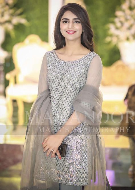 Brides sister nikkah dress Bride Sister Nikkah Dress, Sister Nikkah Dress, Indian Fashion Lehenga, Nikah Dresses, Nikkah Bride, Designer Dresses Elegant, Pakistani Beauty, Brides Sister, Casual Attire For Women