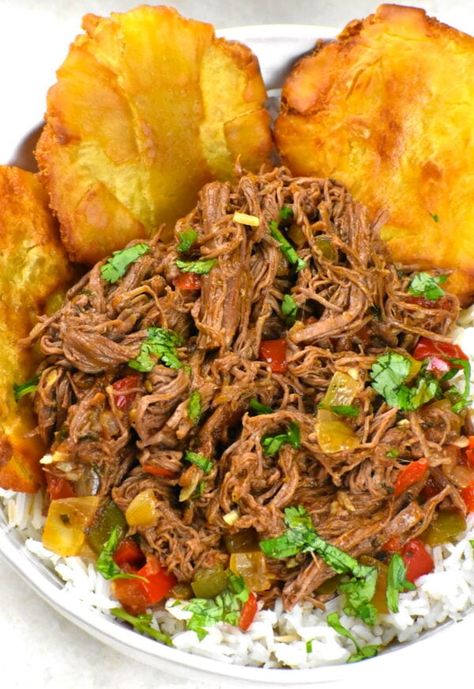 Carne Mechada (Venezuelan Shredded Beef) - GypsyPlate Roast Steak, Beef Flank Steak, Ripe Plantain, Slow Cooked Meat, Shredded Beef, Skirt Steak, Beef Steak, High Protein Recipes, Cooking Meat