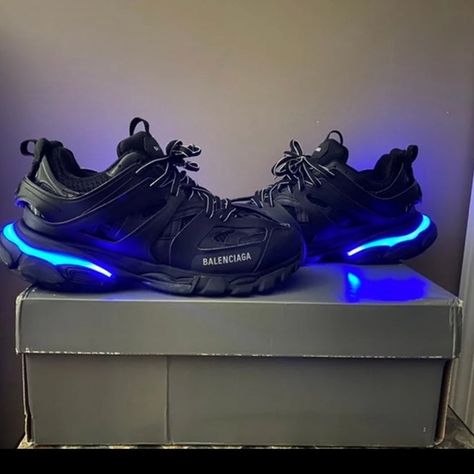 Balenciaga track LED sneakers Track Led Balenciaga, Balenciaga Track Led Outfit, Track Runners Balenciaga, Led Balenciaga, Balenciaga Track Outfit, Tenis Balenciaga, Balenciaga Tracks, Balenciaga Sneakers Outfit, Balenciaga Track Black