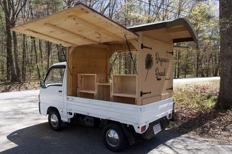 Micro Market Truck - Farmers Market Mini Truck : 16 Steps (with Pictures) - Instructables Crates Shelves, Micro Market, Farmers Market Booth, Farmers Market Display, Shiplap Siding, Small Bakery, Market Stands, Hot Dog Stand, Mini Truck