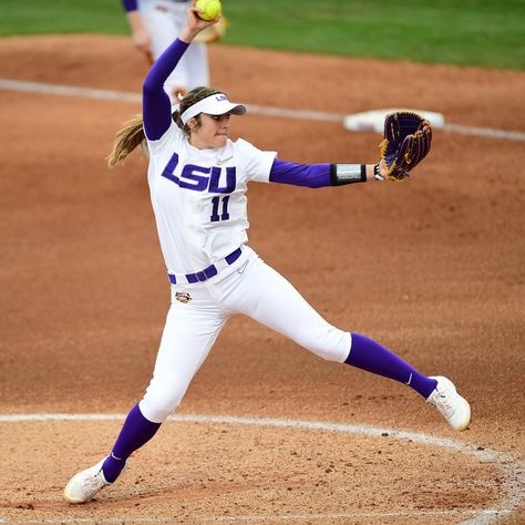 Softball Collage, Softball Images, Fastpitch Softball Uniforms, Lsu Softball, Softball Plays, Softball Aesthetic, Softball Pics, Softball Photography, Custom Softball Jerseys