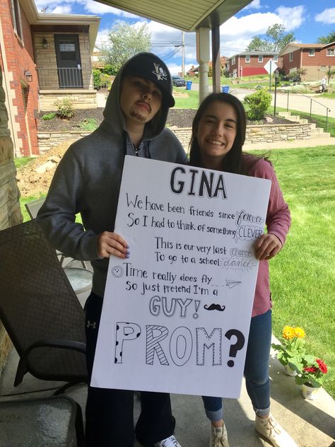 Guy Best Friend Promposal, Asking A Guy To Hoco, Friend Promposal Bff, Hoco Posters For Best Friend Funny, Promposal Best Friend, Bestie Hoco Proposals Ideas, Best Friend Promposal Funny, Hoco Proposals Ideas Friends Funny, Funny Hoco Proposals For Friends