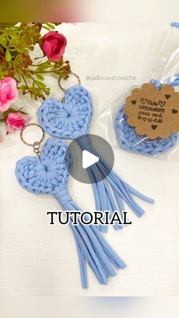 Doll Patterns Free, Keychain Craft, Crochet Baby Shoes Pattern, Crochet Earrings Pattern, Crochet Keychain Pattern, Easy Crochet Patterns Free, Crochet Decoration, Crochet Stitches For Beginners, Crochet Diy