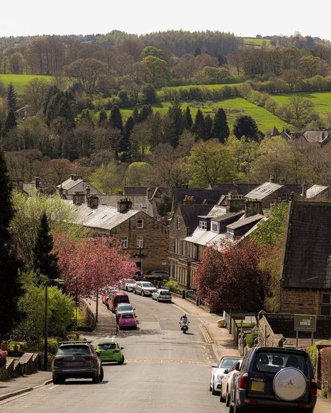 (24) Visit North Yorkshire on X: "King Street, Pateley Bridge 🏴󠁧󠁢󠁥󠁮󠁧󠁿 https://t.co/ILa6JXHvtv" / X Pateley Bridge, North Yorkshire, Yorkshire, Bridge