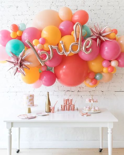 Number Backdrop, Backdrop Balloon Garland, Bachelorette Party Balloon, Backdrop Balloon, Bachelorette Balloons, Bridal Shower Balloons, Sweets Table, Bachelorette Party Planning, Bachelorette Themes