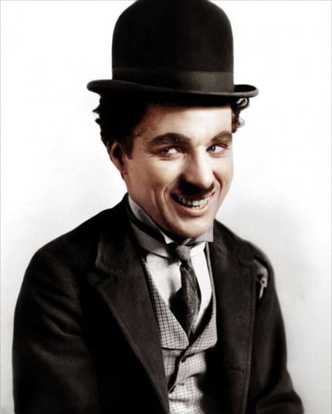 Charlie Chaplin - black and white photographs colorized by Mads Madsen Charlie Chaplin Quotes, Charles Spencer Chaplin, Lillian Gish, Gena Rowlands, Harold Lloyd, Deborah Kerr, Very Important Person, The Comedian, Charles Spencer