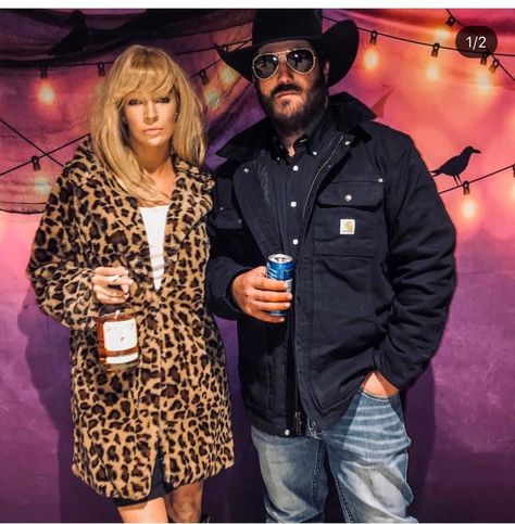 Beth Dutton rip wheeler Halloween costume Beth Dutton Style, Yellowstone Outfits, Clever Halloween, Beth Dutton, Clever Halloween Costumes, Couples Halloween Outfits, Halloween Party Outfits, Grunge Dress, Halloween 2020