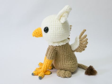 Skye The Griffin Amigurumi Pattern Griffin Crochet Pattern, Crochet Griffin, Amigurumi Inspiration, Bird Plush, Fun Hats, Crochet Bird, Crocheted Dolls, Crochet Dinosaur, Crochet Birds