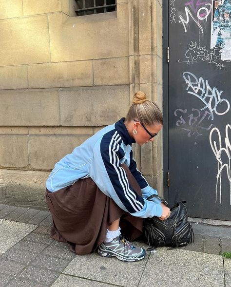 Navy Blue Jacket Outfit, Blue Sneakers Outfit, Adidas Jacket Outfit, Blue Skirt Outfits, Trainers Outfit, Beautiful Features, Midi Skirt Outfit, Adidas Tracksuit, London Outfit