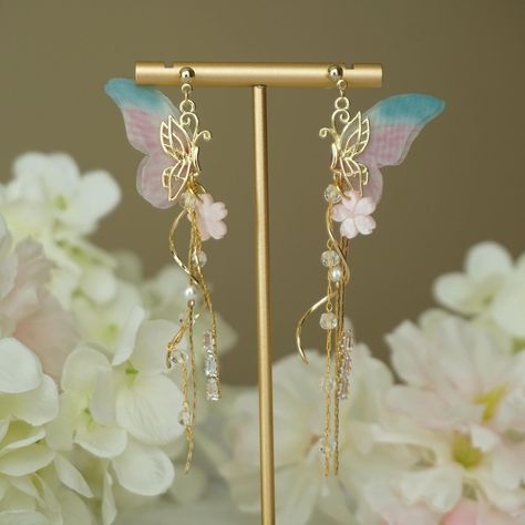 Fairy Wing Dangle Earrings, Fairycore Jewellery, Butterfly Earrings, Elegant Bridal Earrings, Fantasy Earrings, Statement Earrings Length:7 cm  width:2cm Fairy Accessories Jewellery, Earing Inspiration, Jewellery Butterfly, Earrings Fairycore, Butterfly Accessories, Fantasy Earrings, Fairy Accessories, Birthday Accessories, Style Kawaii