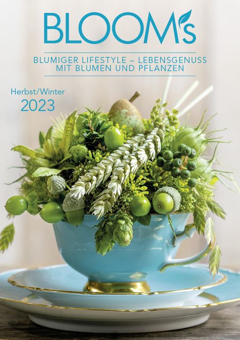 Das neue BLOOM’s Verlagsprogramm für das zweite Halbjahr 2023 ist da! 😍🥳Werft einen Blick in unsere zwei Buchneuheiten „Evergreen Spaces“ und „GREEN“ von Erfolgsautor Floristmeister Klaus Wagener, gemeinsam mit den Autoren Doreen Neumann und Stephan Winzer. Good to know für alle Azubis: Unser „Handbuch der Floristik“ ist ab Oktober 2023 in überarbeiteter Neuauflage erhältlich! Das Verlagsprogramm könnt ihr euch ganz unkompliziert herunterladen, durchstöbern Viel Spaß!☀🌿 Frozen Strawberry Margarita, Frozen Strawberry, Strawberry Margarita, Snacks Für Party, Good To Know, Botanical Gardens, Florist, Influencer, Floral