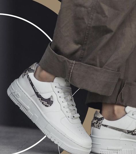 Af1 Pixel, Air Force Sneakers, Vans Authentic, Vans Authentic Sneaker, Nike Air Force Sneaker, Nike Air Force, Vans Sneaker, Nike Air, Sneakers Nike