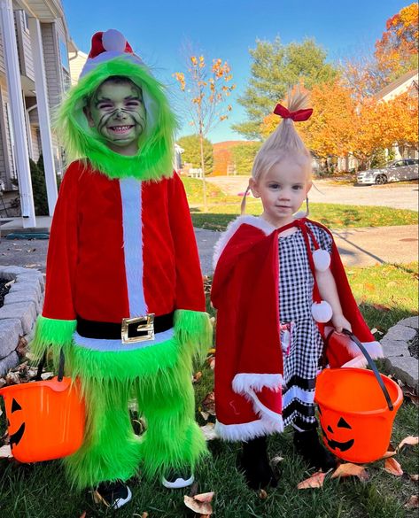 Toddler Cindy Lou Who Costume, Grinch And Cindy Lou Costume, Diy Cindy Lou Who Costume, Grinch And Cindy Lou, Cindy Lou Who Costume, Who Costume, Grinch Costumes, Kids Halloween Costumes, Cindy Lou Who