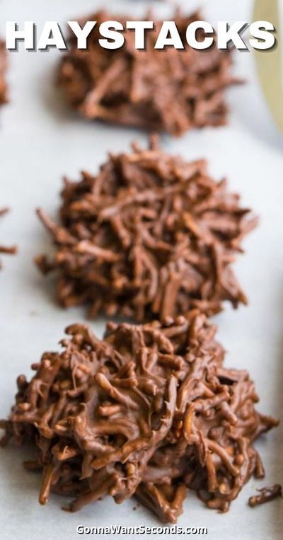 Butterscotch Haystacks, Chocolate Haystacks, Haystack Cookies, Haystacks Recipe, Salty Recipes, No Bake Cookie, Brownies Recipes, Christmas Baking Cookies, Noodles Recipes