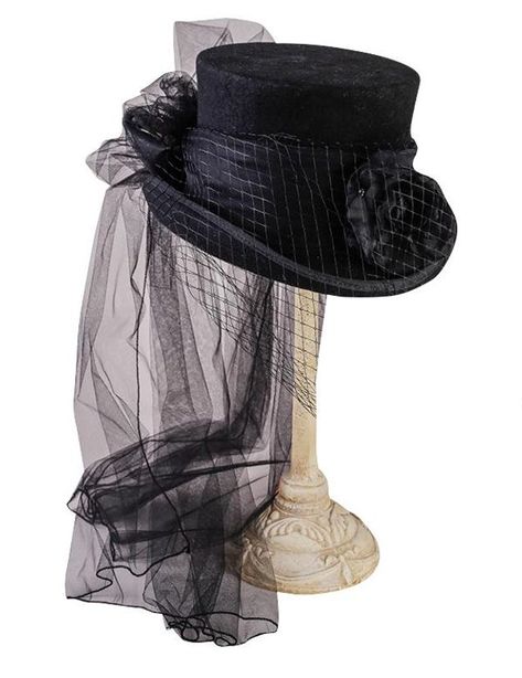 Gothic Equestrienne Top Hat La Femme Black Top Hat Women, Classic Female Halloween Costumes, Steampunk Top Hat Women, Victorian Hats Woman, Steampunk Hats Women, Victorian Halloween Costume, Top Hat With Veil, Hat History, Gothic Hats