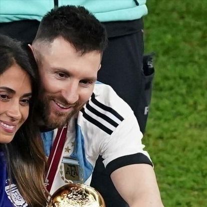 Messi And Antonella Matching Pfp, Abbey Cowen, Arte Van Gogh, Patterns Wallpaper, Matching Couple Outfits, Matching Couple, Instagram Photo Inspiration, Cartoon Profile Pics, Couple Outfits