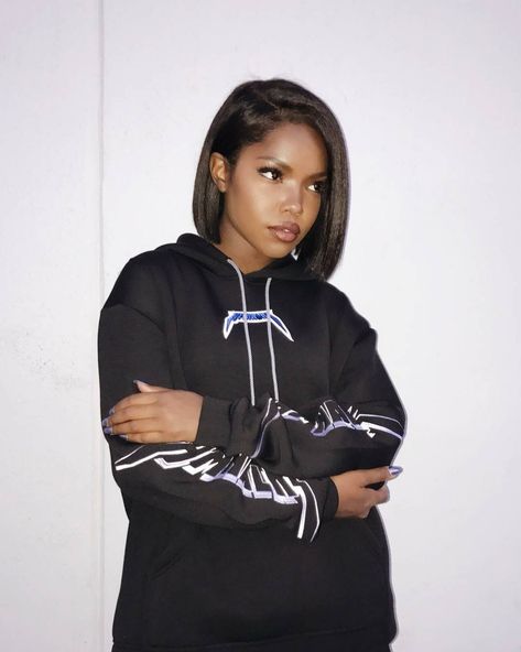 Instagram post by 𝙃𝙈𝙉 𝘼𝙇𝙉𝙎 • May 1, 2017 at 8:23pm UTC Ryan Destiny Hair, Ryan Destiny Outfits, Ryan Destiny Style, Ryan Destiny, Hair Bob, Favorite Hairstyles, African Women, Fashion Help, Destiny