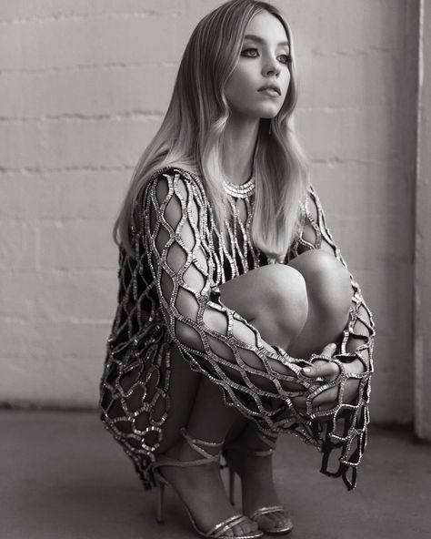 Sydney Sweeney Black And White, Sydney Sweeney Photoshoot, 23 Photoshoot, Photoshoot Vogue, Cassie Howard, Madame Figaro, Sydney Sweeney, Famous Americans, Two Faces