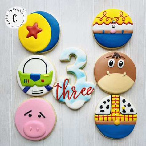 Toy Story Theme Cookies, Simple Toy Story Cookies, Toy Story Cookies Decorated, Toy Story 2 Cookies Decorated, Toy Story Decorated Cookies, Toy Story Cookies Decorated 2nd Birthday, Toy Story Sugar Cookies, Toy Story Royal Icing Cookies, Toy Story Sugar Cookies 2nd Birthday