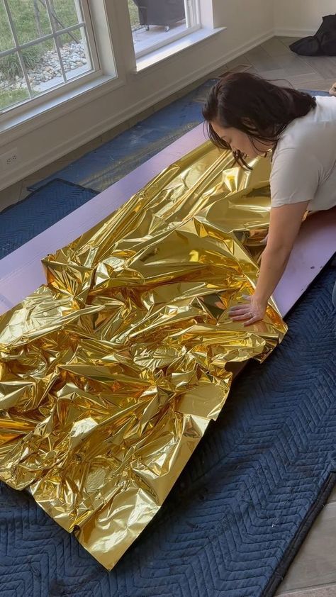 Gold Foil Photoshoot, Mylar Backdrop, Metallic Backdrop, Up Painting, College Diy, Foam Boards, Backdrop Frame, Photos Booth, Couple Things