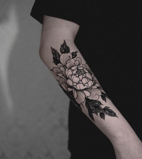 Tattoo On Lower Arm, Blackwork Peony, Peony Flower Tattoo, Spiritual Hand, Men Flower Tattoo, Peony Flower Tattoos, Japanese Flower Tattoo, Chrysanthemum Tattoo, Beautiful Flower Tattoos