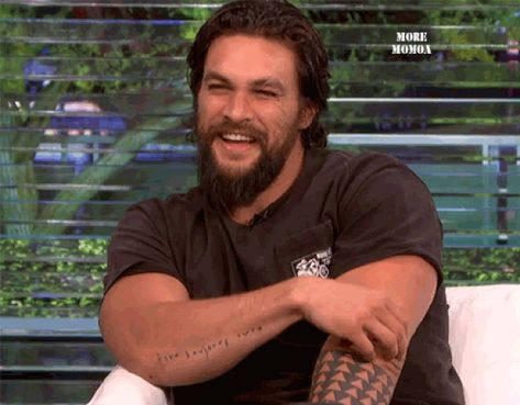 Jason Momoa's good looks are even better in a GIF Jason Momoa Gif, Jason Momoa Shirtless, Jason Momoa Aquaman, Have A Wonderful Weekend, Behind Blue Eyes, Lisa Bonet, M Instagram, Kit Harington, Andrew Lincoln