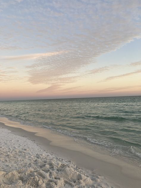 Beach Calm Aesthetic, Beach Aesthetic Pastel, Soft Beach Aesthetic, Soft Beach Wallpaper, Soft Summer Aesthetic, Calm Sea Aesthetic, Calm Waves Aesthetic, Calm Summer, Calm Beach