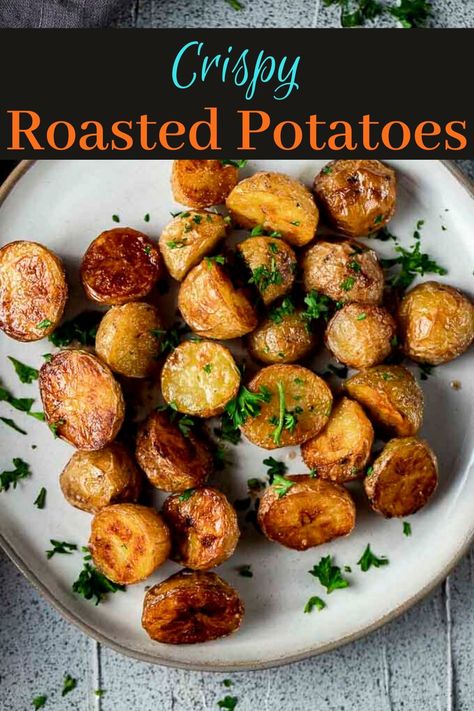 Creamer Potatoes Recipes, How To Roast Potatoes, Roasted Yellow Potatoes, Pork Tenderloin Sides, Crispy Potatoes In Oven, Roasted Mini Potatoes, Homestyle Potatoes, Crispy Roasted Potatoes, Buttery Potatoes