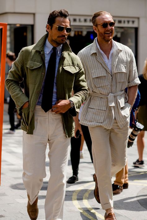 Safari Jacket Outfit, Moda Safari, Street Style London, Mens Wardrobe Essentials, London Fashion Week Mens, London Fashion Week Street Style, London Fashion Weeks, Best Dressed Man, David Gandy