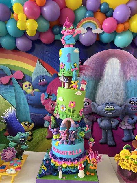 Trolls Birthday Party Cake, Trolls Birthday Party Ideas, Trolls Birthday Cake, Trolls Cake, Trolls Party, Trolls Birthday Party, Tutu Party, Troll Party, Unicorn Birthday Parties