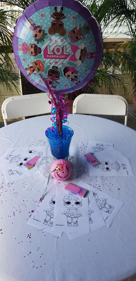 LOL surprise doll centerpiece Lol Party Centerpieces, Lol Table Decorations, Lol Centerpieces Ideas, Lol Doll Birthday Party Ideas Diy, Lol Surprise Dolls Party Ideas, Taylors Birthday, Party Marquee, Suprise Birthday, Lol Doll Cake