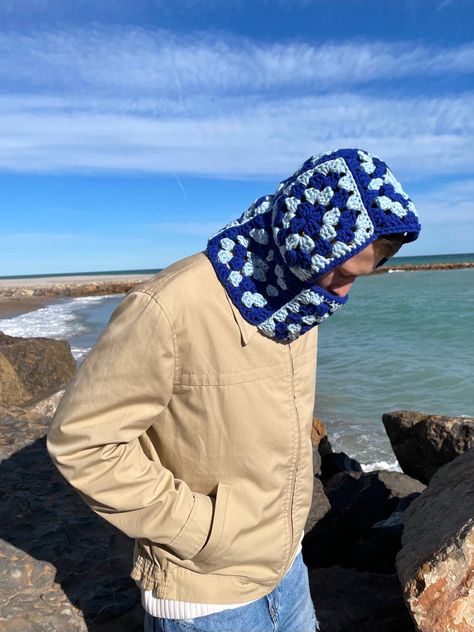 Granny square chunky balaclava hat in blue #fabricart #findmyart #balaclava #crochetseason #crochetaddict #grannysquare #knitted #chunkyknit #crochet #crochettop #handmadetop #summercrochet #crochetseason #strippedtop #offtheshouldertop #crochetsummertop #summerinspain #diycrochetidea #discoverundersok #aesthetic #microblogger #smallcontentcreator #streetstyle #ootd #ootdblog #microinfluencer #ootdfashion #dailyinspiration #aestheticpost #pinterestinspired #lookbook #whattowear # Crochet Balaclava Men, Chunky Balaclava, Black Crochet Balaclava, Black And White Crochet Balaclava, Blue Balaclava, Handmade Balaclava For Winter, Blue Balaclava Crochet, Granny Square Balaclava, Balaclava Crochet