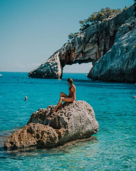 best beaches on sardinia cala goloritze Sardinia Beach, The Carribean, Vacation Pics, Sardinia Italy, Summer Tanning, Vacation Pictures, Best Beaches, Most Beautiful Beaches, Sardinia