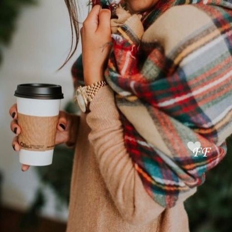 Beautiful Oversized Soft Plaid Blanket Scarf! Generous Size - Measures 80” Long. Triangle Shape Makes It Easy To Style. Perfect Layering Item - Will Take You From Fall Into Winter Southern Fashion, Cozy Wrap, Plaid Blanket Scarf, Plaid Blanket, Fall Plaid, Fall Scarves, Oversized Scarf, Nordstrom Anniversary Sale, Mein Style