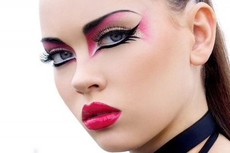 Bold color is Punk 101. Purple, hot pink and teal are great directions to go. But stay away from neutrals and primary colors. If it's not loud, it's not punk. 80s Punk Makeup, Punk Rock Makeup, Fantasy Make-up, Rock Makeup, Make Carnaval, Look 80s, 80s Makeup, Punk Makeup, Makeup Samples