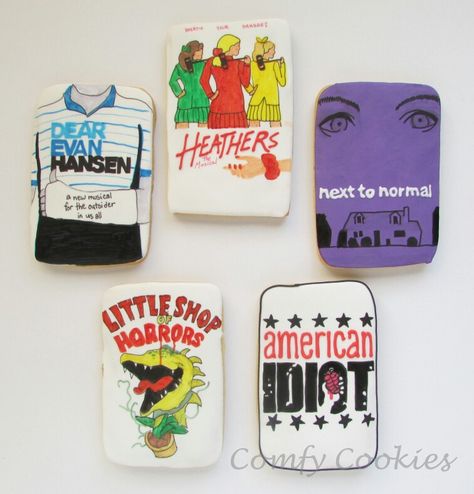 Playbill Cookies Broadway Cookies, Theatre Cake, Heathers Wallpaper, Broadway Theme, Broadway Playbills, Birthday Cakes For Teens, Next To Normal, Horror Party, Flying Monkeys