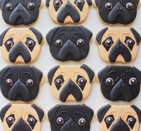 German Shepherd Royal Icing Cookies, Pug Cookies Decorated, Doggie Cookies, Frosting Decorating, Pug Cake, Pug Birthday, Frosted Cookies, Decorator Frosting, Cookie Bouquet