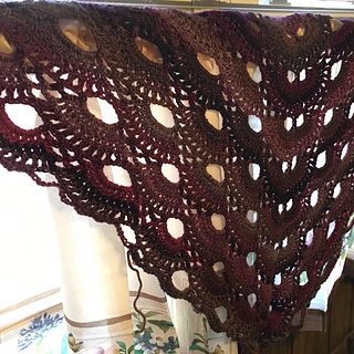 Ravelry: Retrofresh's Virus Shawl & Written Pattern (US terms) Crochet Shawlette Pattern, Crochet Shawlette, Prayer Shawl Crochet Pattern, Virus Shawl, Prayer Shawl Patterns, Shawlette Pattern, Crochet Wraps, Bella Coco, Crochet Triangle Scarf