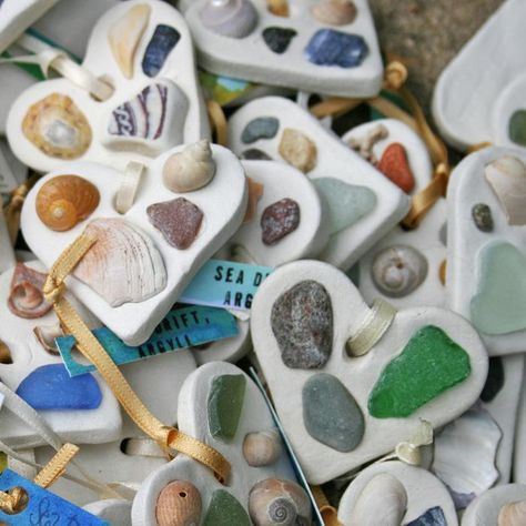 Coastal Inspiration, Beach Glass Crafts, Coastal Interior, Glass Hearts, Sea Crafts, Beach Glass Art, Nautical Gifts, Sea Glass Crafts, Driftwood Crafts