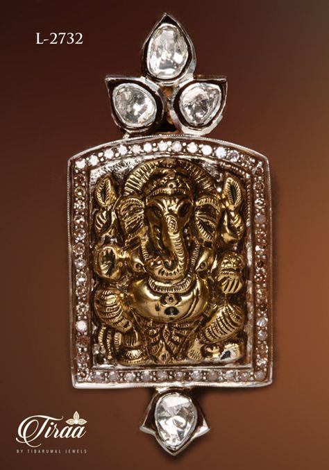 Uncut Jewellery, Black Chain Necklace, Ganesha Pendant, Diamond Locket, Eternal Beauty, Beautiful Gold Necklaces, Antique Bridal Jewelry, Diamond Necklace Set, Diamond Jewelry Designs