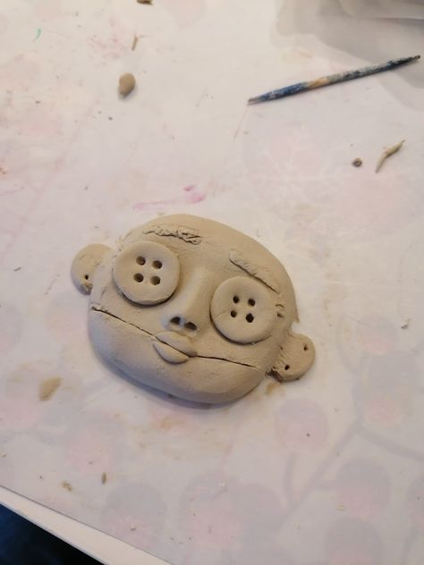 My one coraline doll in the making Coraline Clay Mask, Clay Crafts Coraline, Clay Coraline Doll, Coraline Clay Ideas, Coraline Pottery, Coraline Clay Art, Coraline Ceramics, Coraline Doll Diy, Diy Coraline Doll