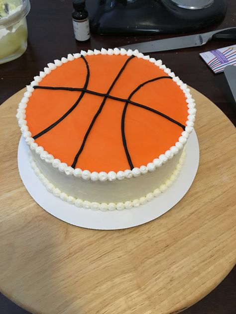 Basketball Cake Lsu Tiger Birthday Cake, Basketball Sheet Cake, Basketball Cookie Cake, Basketball Cake Ideas, Basketball Cakes, Basketball Birthday Cake, Basketball Cake, Ball Cake, Sport Cakes