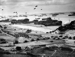 D-Day and the German Surrender [ushistory.org] D Day Photos, Battle Of Normandy, Operation Overlord, Normandy Landings, D Day Invasion, George Patton, American Cemetery, Normandy Beach, Photos Bff