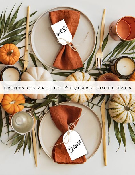 These personalized name tags are a perfect addition to any thanksgiving table setting... Not only do they allow for ease when it comes to seating everyone around the table, but they also communicate love by taking a quick extra minute to personalize and recognize each guest! #1 - TURKEY PLACE TAGS - https://www.etsy.com/listing/1324136994/thanksgiving-place-cards-thanksgiving #2 - BUFFET FOOD LABELS - https://www.etsy.com/listing/1337081920/thanksgiving-food-labels-printable #3 - THANKSGIVING SI Thanksgiving Name Tags For Table, Green And Orange Thanksgiving Table, Simple Thanksgiving Place Cards, Thanksgiving Personalized Place Settings, Thanksgiving Table Gift Ideas, Easy Thanksgiving Name Cards, Thanksgiving Lunch Table Setting, Name Cards Thanksgiving, Farmhouse Thanksgiving Table Setting