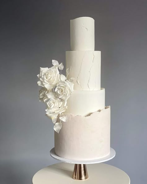 Boho Wedding Cake Ideas, Wedding Cake Ideas Unique, White Textured Wedding Cake, Textured Wedding Cake, Textured Wedding Cakes, Fancy Wedding Cakes, Boho Wedding Cake, Pretty Wedding Cakes, Fondant Wedding Cakes