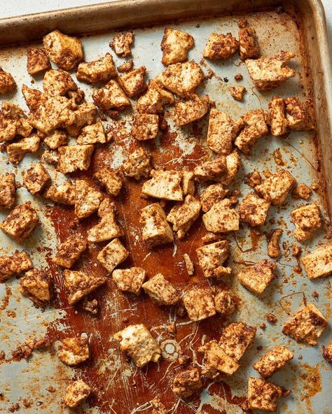 Sheet Pan BBQ Tofu Recipe. Need recipes and ideas for healthy baked tofu recipes? This is vegan, vegetarian and easy for beginners to make. Baked in ovens and great on sandwiches or in big bowls for salads. Chicken Chunks Recipe Easy, Baked Chicken Chunks, Chicken Chunks Recipe, Easy Chicken Bites, Baked Chicken Bites, Bbq Tofu, Vegetarian Barbecue, Chicken Chunks, Tofu Recipe