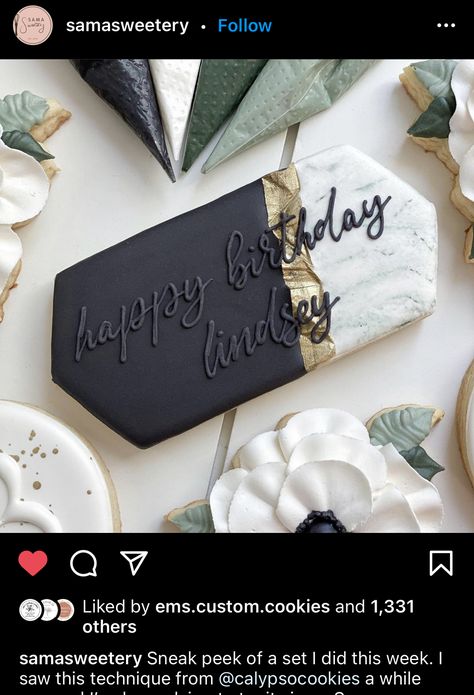 Black And Gold Sugar Cookies, Black And Gold Cookies Decorated, Black Cookies Decorated, Black And White Birthday Cookies, Black And Gold Birthday Cookies, Elegant Birthday Cookies, Black And Gold Cookies, Marine Cookies, Celebration Cookies