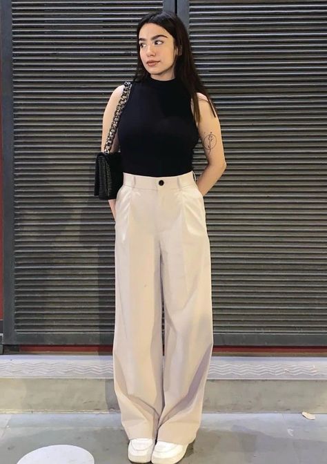 Mode Zara, Casual College Outfits, Trendy Dress Outfits, Everyday Fashion Outfits, Elegante Casual, Casual Day Outfits, Classy Work Outfits, Ootd Inspo, Quick Outfits