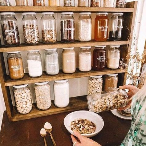 What a set up 🙌🏻 Plastic-free pantry’s truly are the best! ✨ 📸 @cove_online #zerowaste #sustainable #wastefree #journeytozerowaste #goingzerowaste #sustainableliving #sustainability #ecofriendly #earthlover #reducewaste #lesswaste #zerowastelifestyle #zerowastejourney #sustainablelifestyle #pantryfiles #reducereuserecycle #ecofriendlyproduct #savetheplanet #plasticfreejuly #pantrygoals #pantryorganisation #clutterfree #organisedpantry #kitchengoals #plasticfreekitchen #lowwastekitchen Cereal Station, Free Pantry, Kitchen Design Pictures, Cereal Bar, Home Coffee Stations, Kitchen Organization Diy, Kitchen Hacks Organization, Diy Kitchen Storage, Kitchen Design Trends